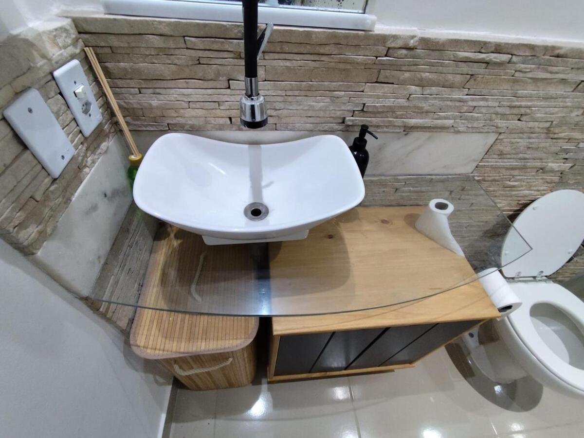 Casinha Com Cinema Aos Pes Do Pao De Acucar Apartamento